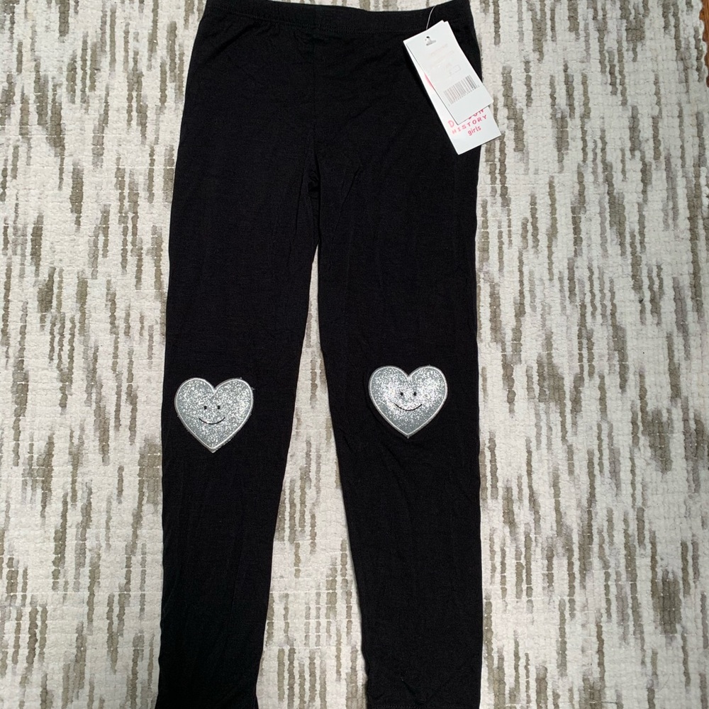 Pants with silver hearts, NWT size 6